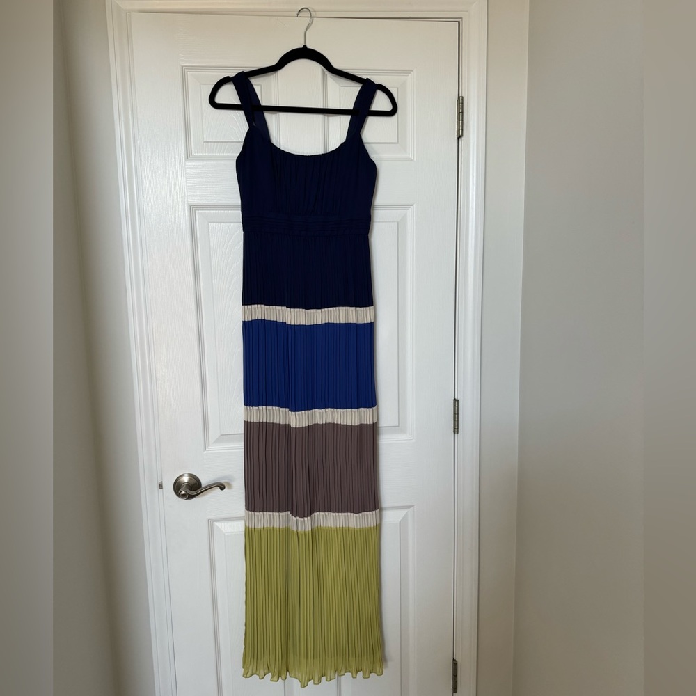 Max and Cleo Maxi Dress Size 0 New With Tags On